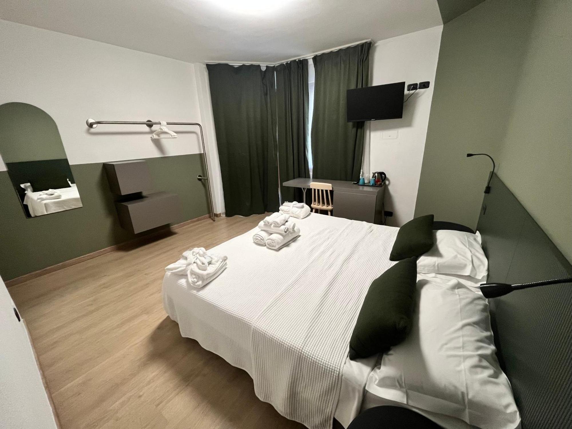 Hotel Oasi Wellness & Spa Рива-дель-Гарда Экстерьер фото