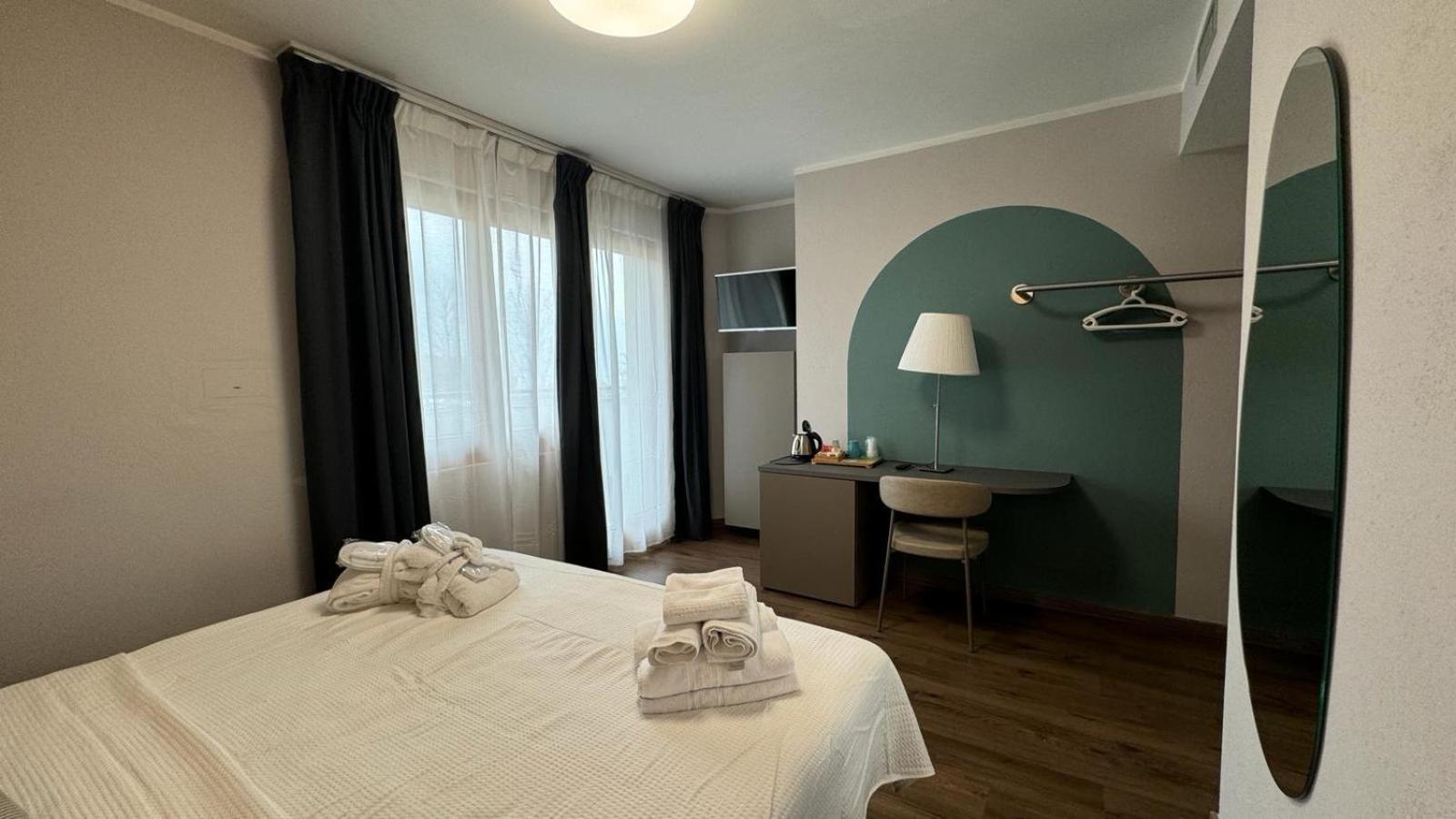 Hotel Oasi Wellness & Spa Рива-дель-Гарда Экстерьер фото