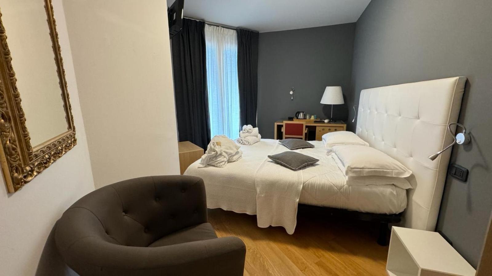 Hotel Oasi Wellness & Spa Рива-дель-Гарда Экстерьер фото