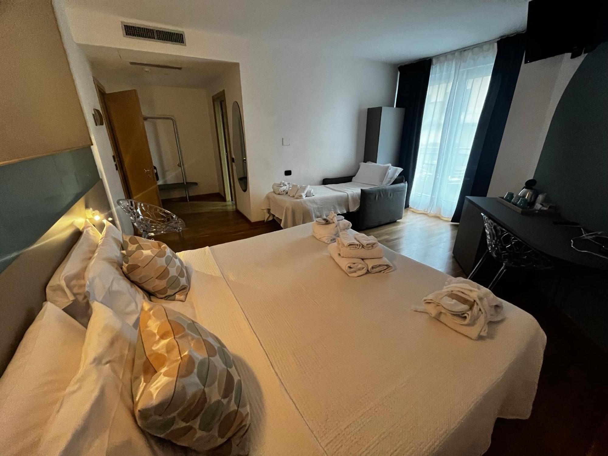 Hotel Oasi Wellness & Spa Рива-дель-Гарда Экстерьер фото
